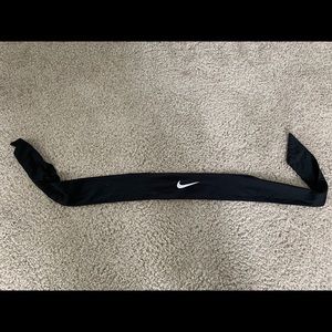 Nike Tie headband